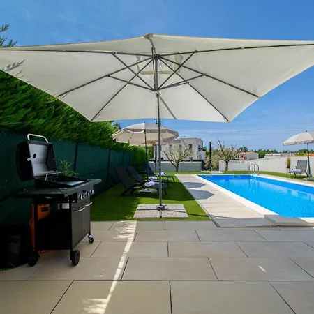 Modern Angelina In Villa Porec