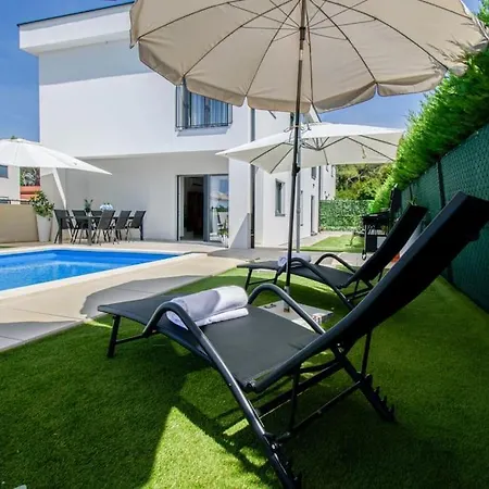 Modern Angelina In Villa Porec